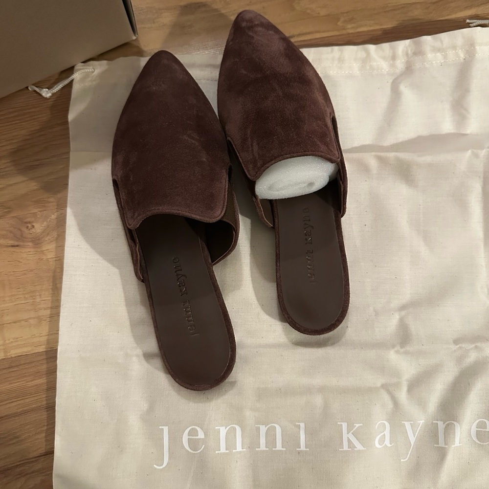 NEW IN BOX Jenni Kayne Chocolate Suede Mules